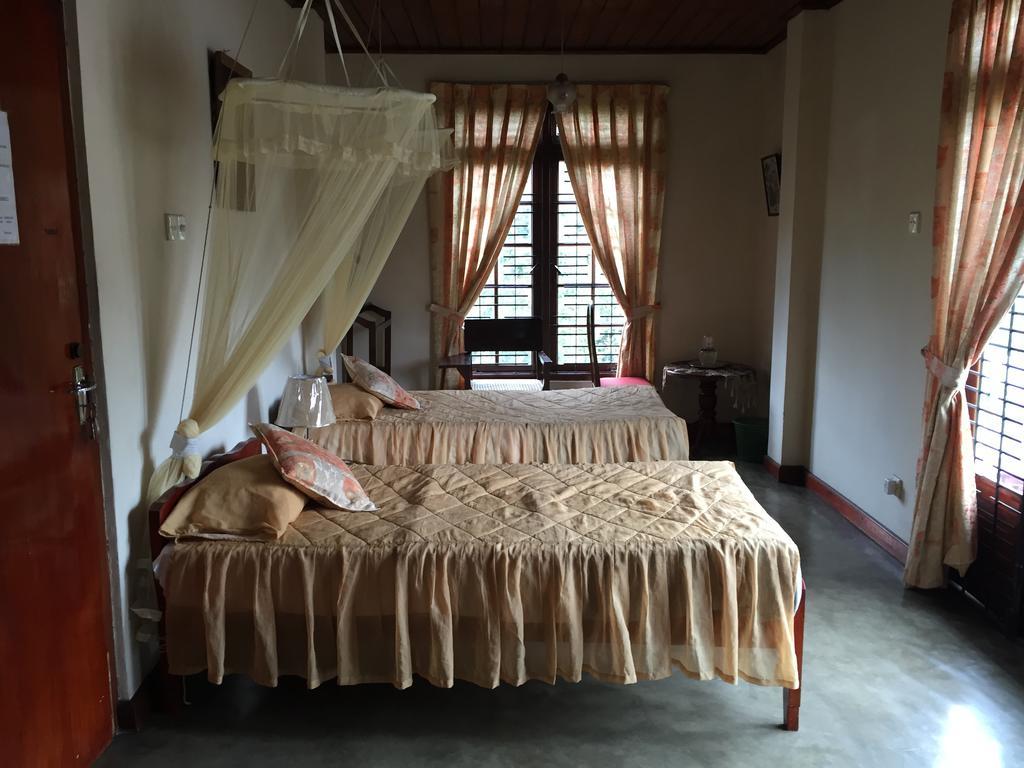 Hotel Lake Bungalow Kandy Zimmer foto